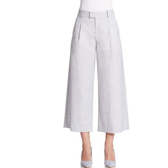 ‼️SOLD‼️NEW Lord & Taylor Gray Wide-leg Capri Pant - Picture 3 of 7